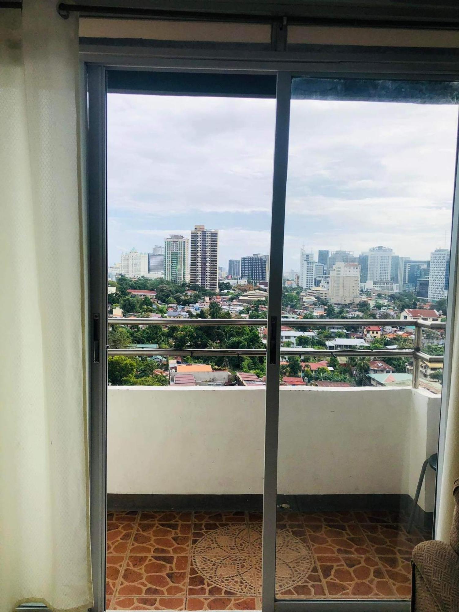 Obaid Condotels Cebu Exterior photo