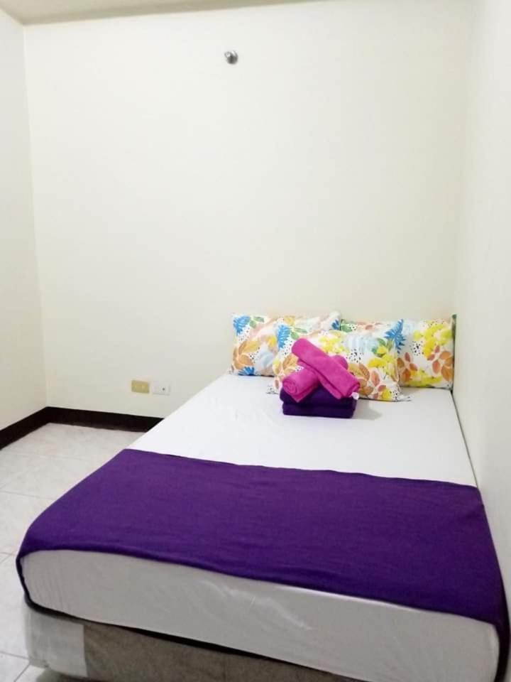 Obaid Condotels Cebu Room photo