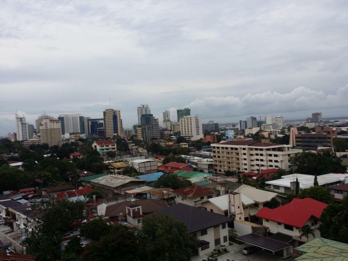 Obaid Condotels Cebu Exterior photo