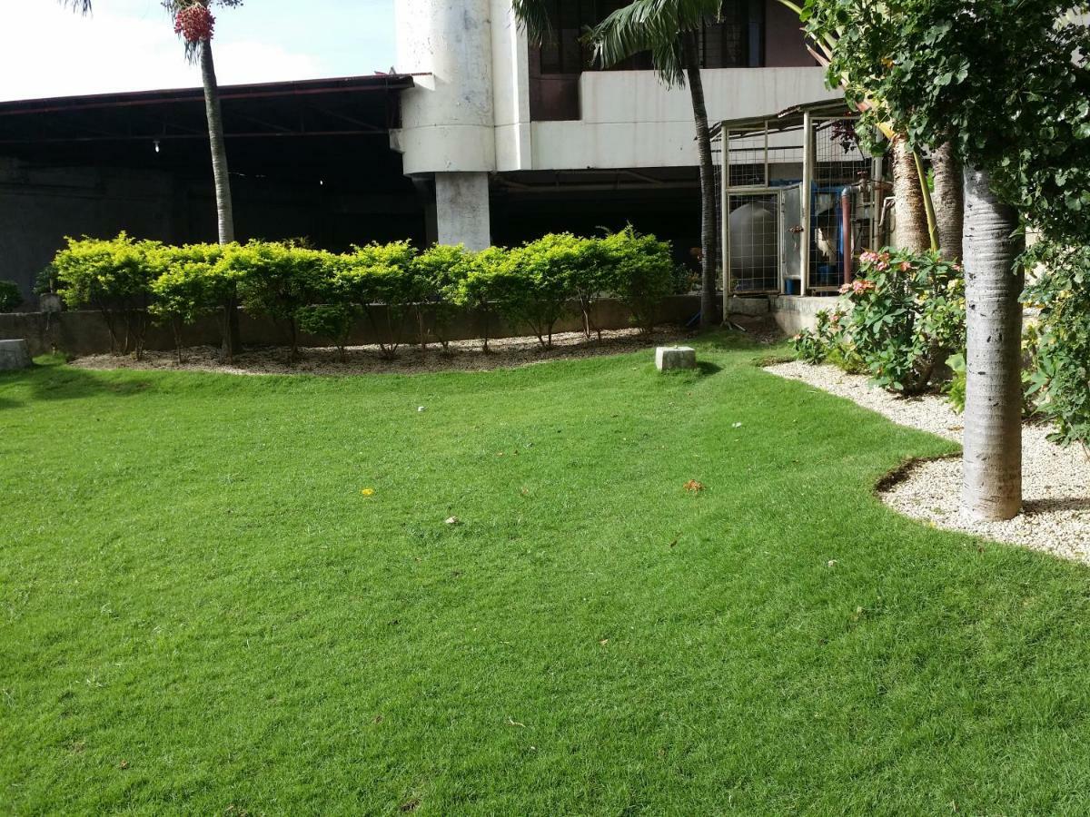 Obaid Condotels Cebu Exterior photo